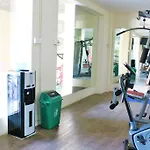 Zen Rooms G Bawakaraeng 121